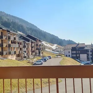 appartement-llex-vue-sur-les-pistes.hotels-rhonealpes.com/